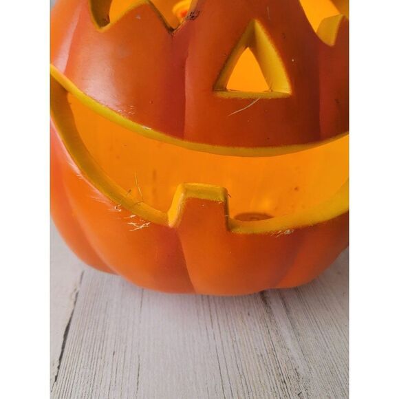 Happy Light up Jack O'Lantern Halloween pumpkin prop - Picture 4 of 12